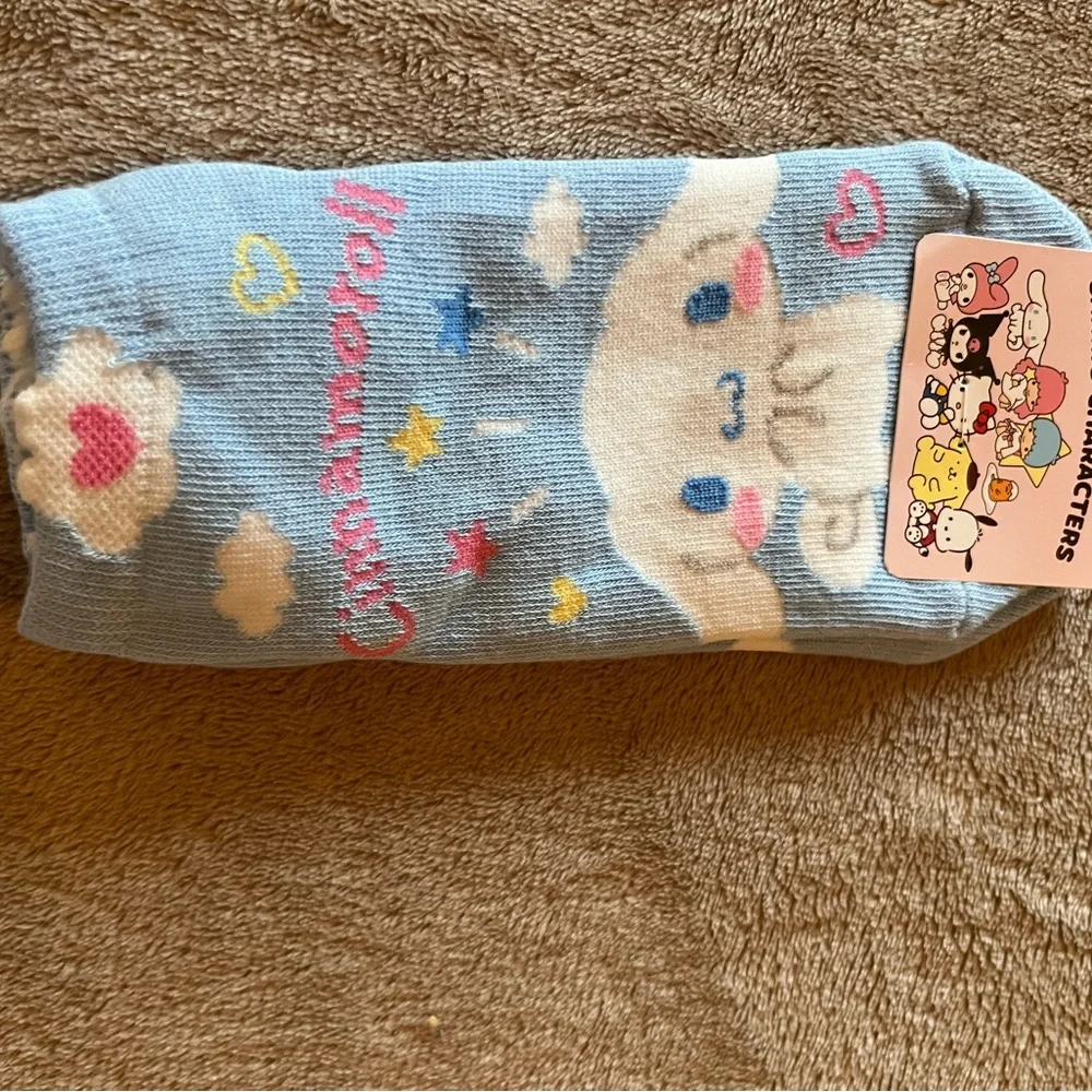 NWT Hello Kitty 6 Pairs Socks for Girls Age 5-6 color Blue, purple, White, Pink